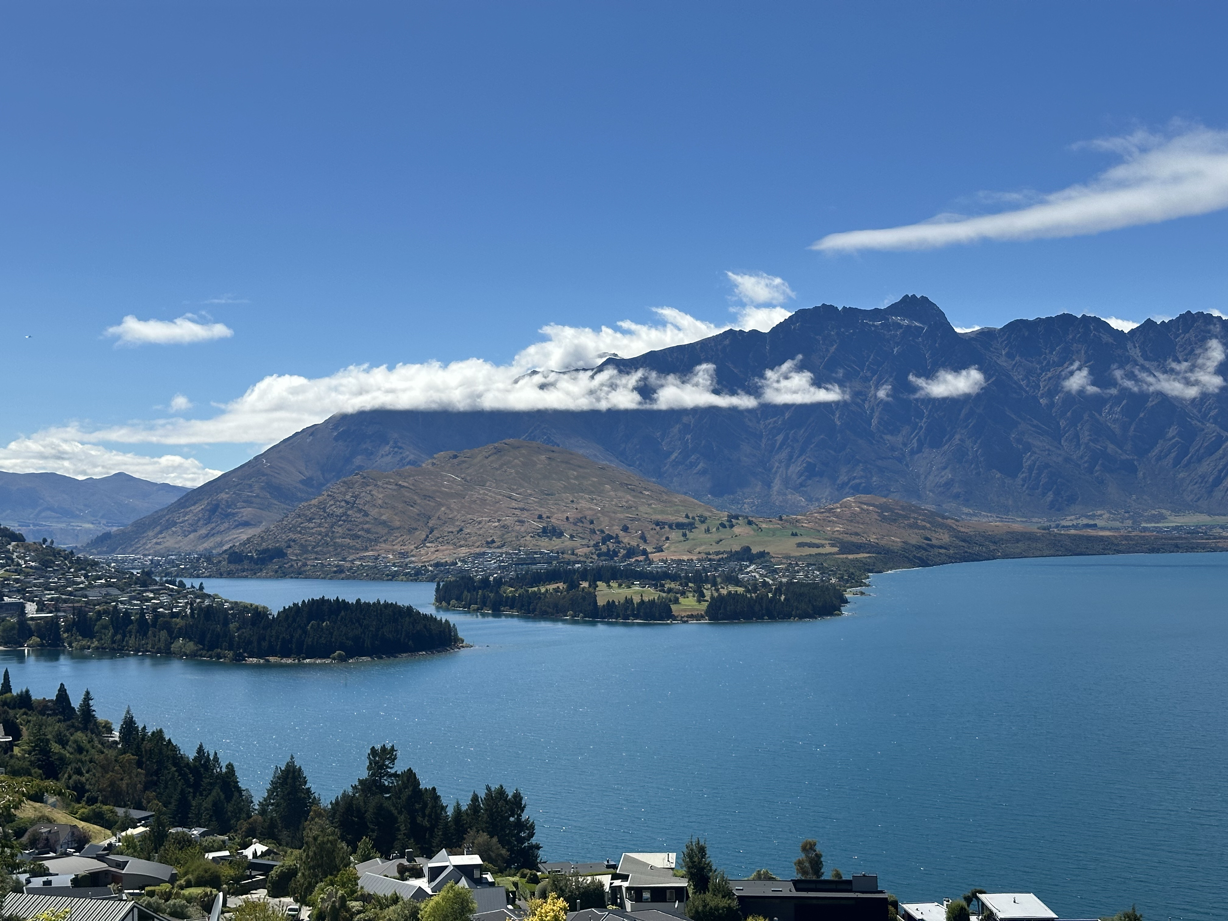 Aspen Ridge hero background